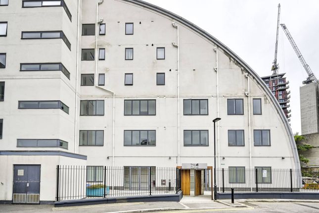 The Curve, Ladbroke Grove, London, W10 2 bed flat for sale