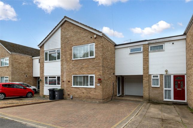 Horsham Close, Bedfordshire LU2 3 bed terraced house for sale