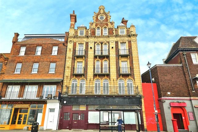 Harbour Parade, Kent CT11 1 bed flat for sale