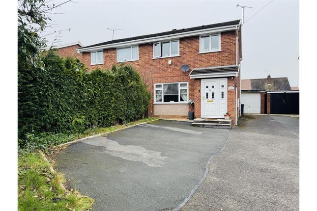 3 bed semi-detached house