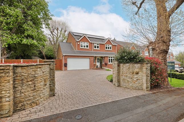 4 bed detached house