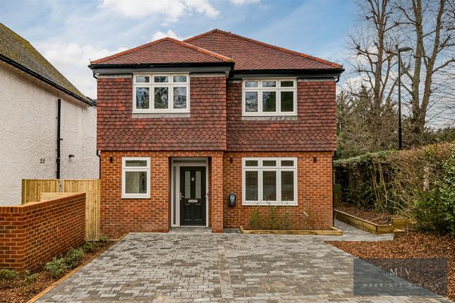 4 bed detached house