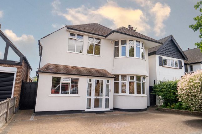 Minterne Avenue, Southall 5 bed detached house for sale