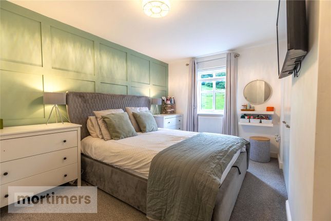 3 bed semi-detached house
