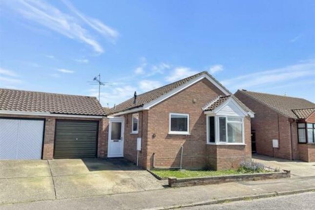 Strowgers Way, Kessingland, Lowestoft 2 bed detached bungalow for sale