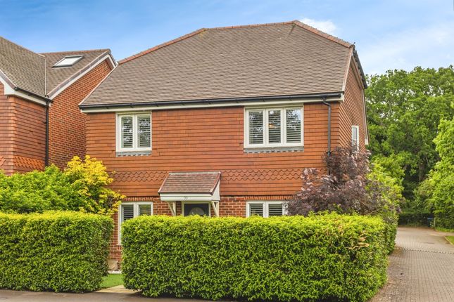 4 bed detached house