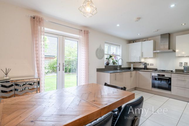 Darlash Road, Aylesbury HP22 3 bed detached house for sale