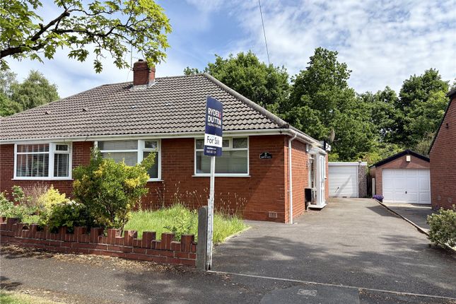 North Gate, Garden Suburb, Oldham, OL8 2 bed bungalow for sale