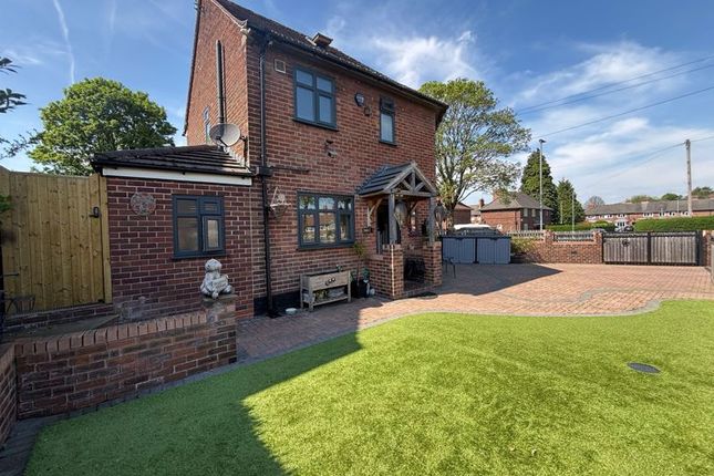 Pengham Walk, Manchester M23 3 bed semi