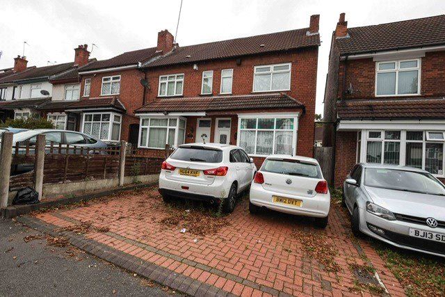 3 bed terraced house