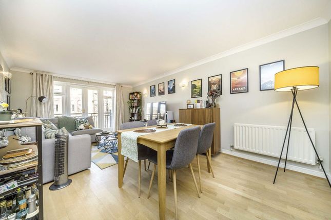 Percy Circus, London WC1X 2 bed flat for sale