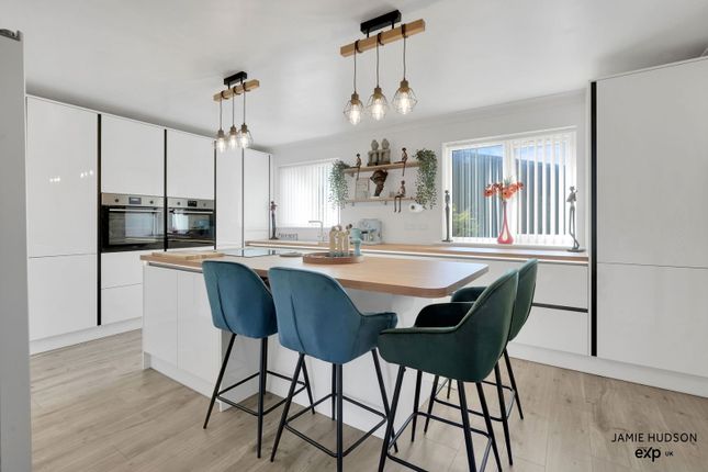 Holmefield Gardens, Nelson BB9 4 bed townhouse for sale
