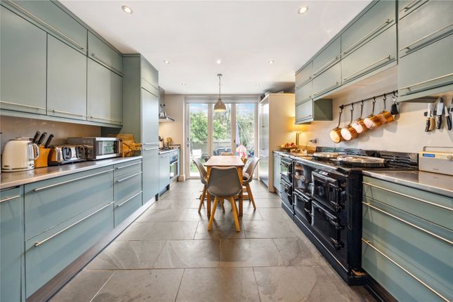 4 bed terraced house