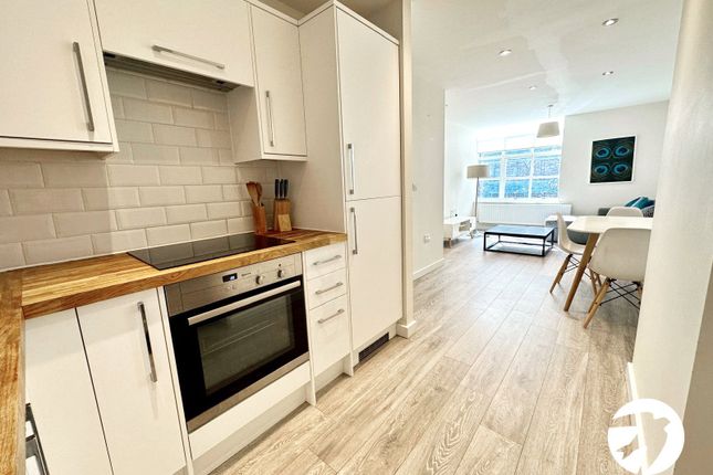 Lewisham High Street, London, SE13 1 bed flat for sale