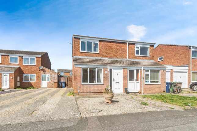 2 bedroom semi-detached house for sale