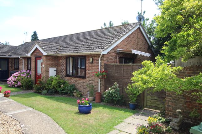 2 bedroom semi-detached bungalow for sale