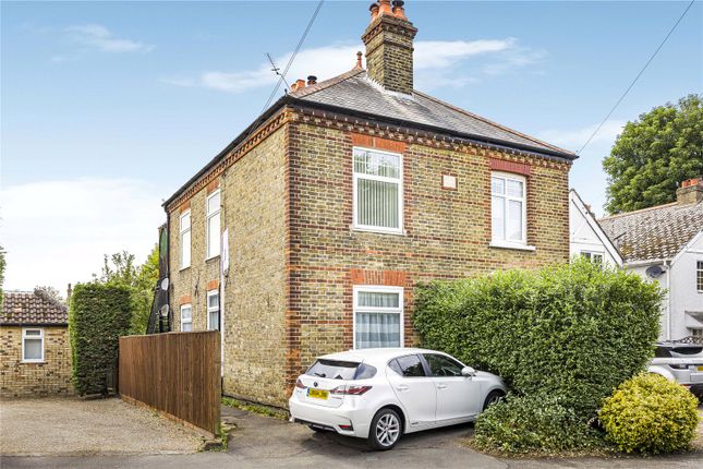 Slough Road, Datchet, SL3 1 bed apartment for sale