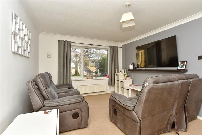 2 bed maisonette