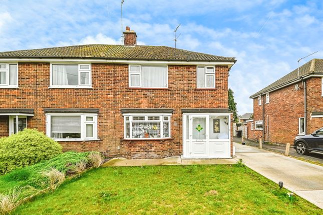 3 bed semi-detached house