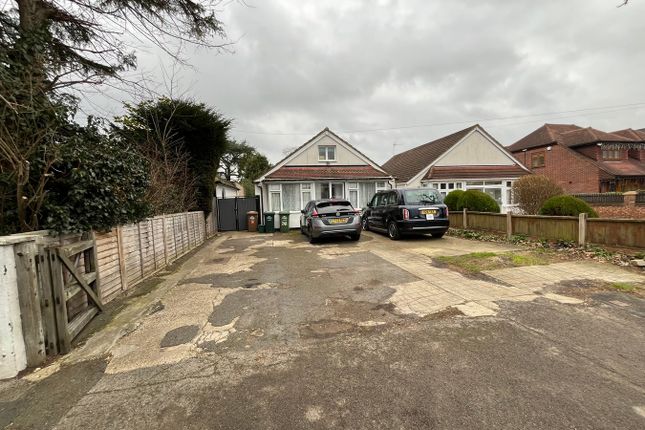 Feltham Hill Road, Ashford TW15 3 bed detached bungalow for sale