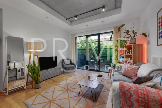 Goodluck Hope Walk, London City... 1 bed apartment for sale