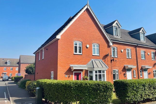 3 bed terraced house