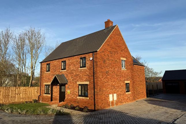 Thorpeville, Northampton NN3 4 bed detached house for sale