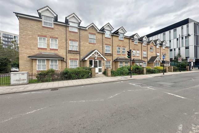 Genotin Road, Enfield 1 bed flat for sale