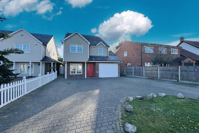 5 bed detached house