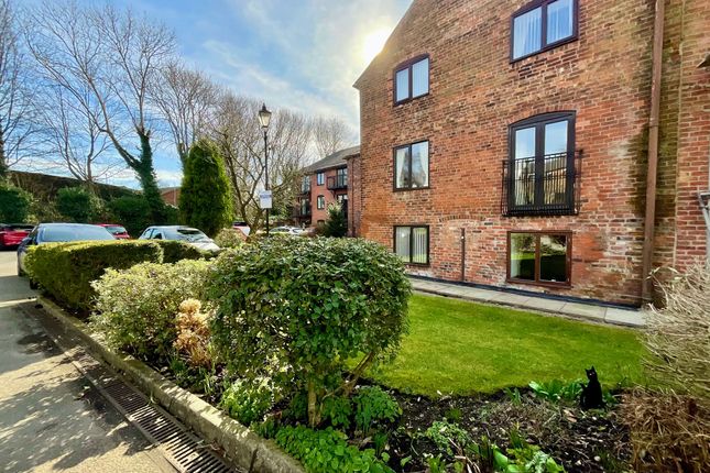 Stafford Street, The Moorings... 2 bed flat for sale