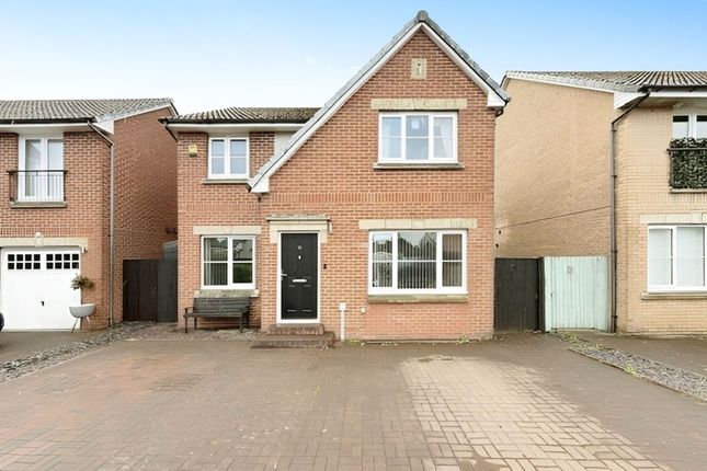 4 bed detached house
