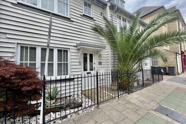 3 bed terraced house