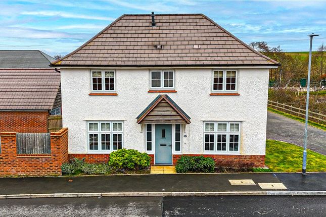3 bed detached house