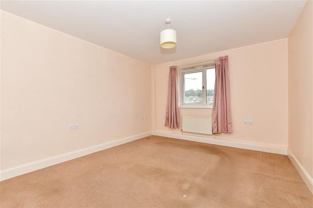 2 bed flat