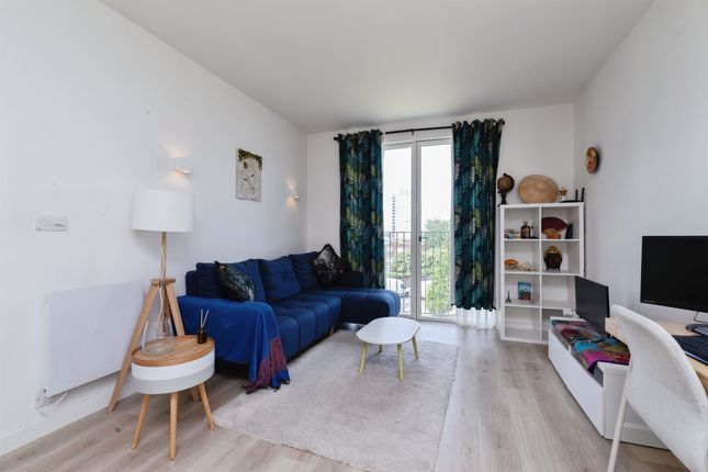 1 bedroom flat for sale