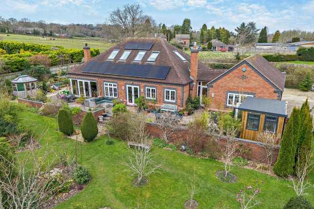 New Road, Oreton, Shropshire 3 bed bungalow for sale