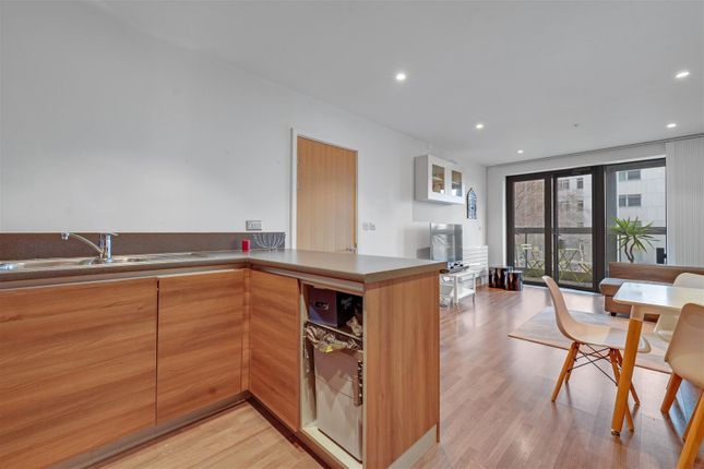 2 bed flat