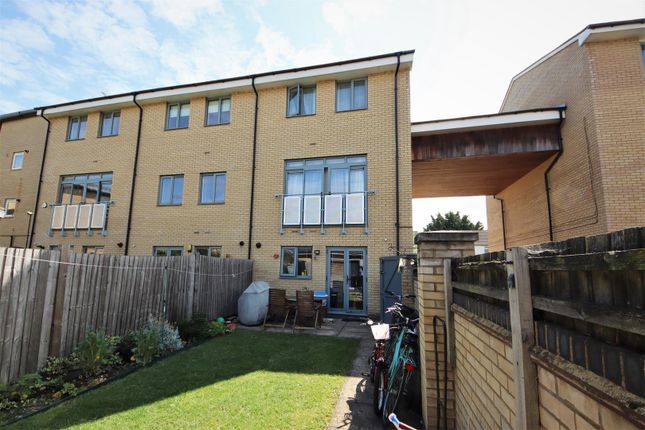 Rustat Road, Cambridge CB1 4 bed end of terrace house for sale