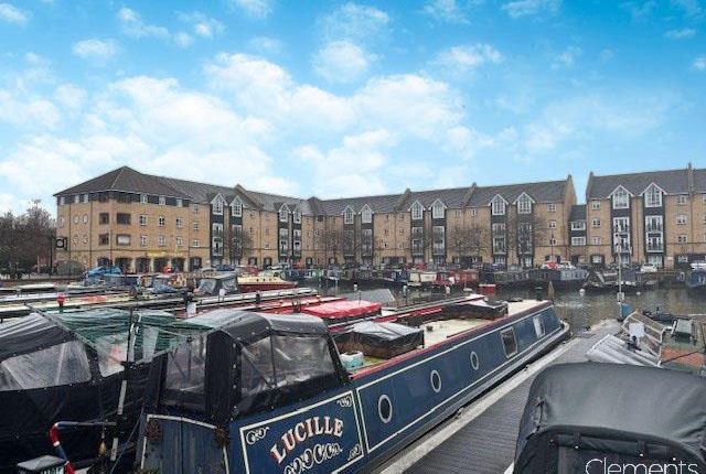 Stephenson Wharf, Hemel Hempstead HP3 2 bed apartment for sale