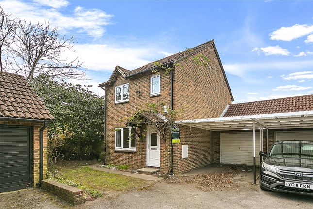 Vaughan Close, Middlesex 3 bed detached house for sale