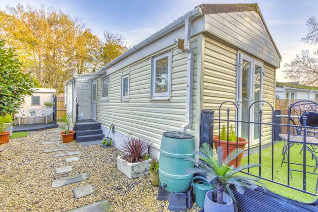 1 bed mobile/park home