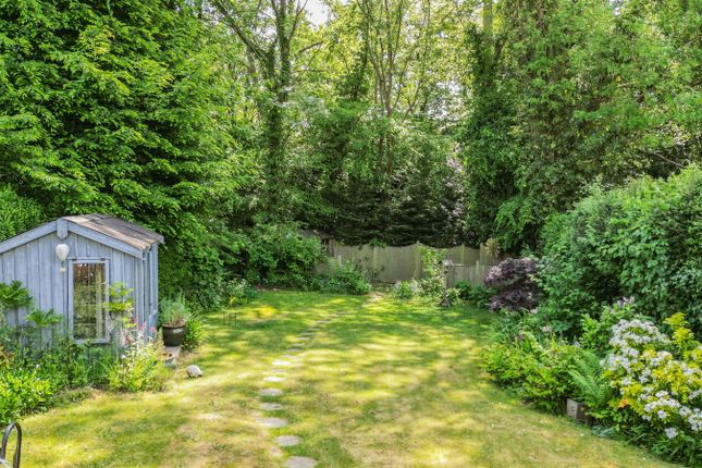 Walking Distance To Cranbrook High... 3 bed detached house for sale