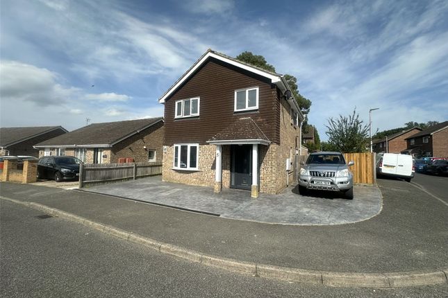 Tay Close, Lordswood, Kent, ME5 4 bed detached house for sale
