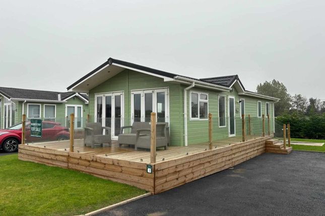 Meadows Retreat Lodge Park 3 bed park home for sale