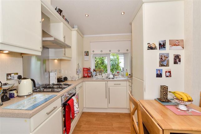 2 bed mobile/park home