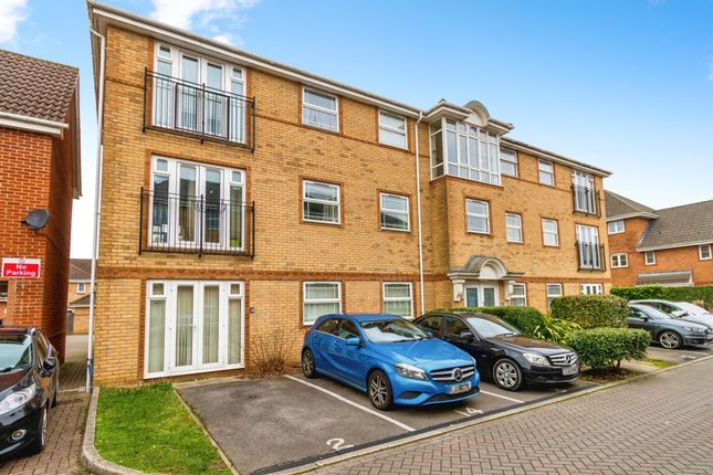 2 bedroom ground floor flat for sale