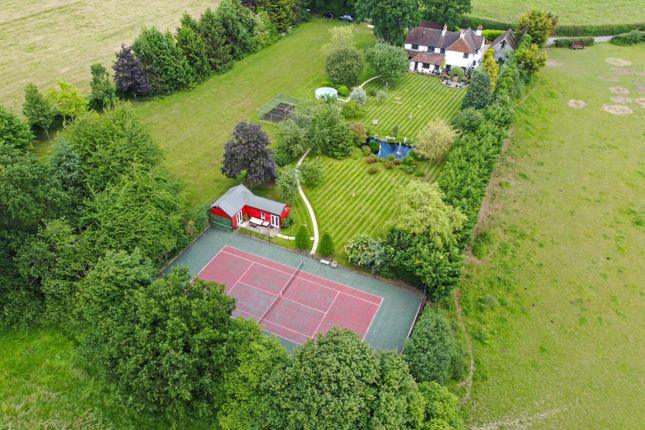 Shepherds Lane, Chorleywood... 5 bed detached house for sale