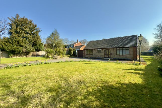 2 bed detached bungalow