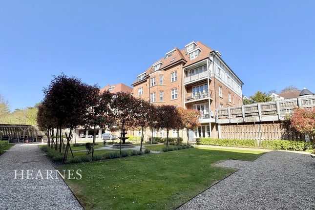 Knyveton Road, Bournemouth, BH1 2 bed apartment for sale