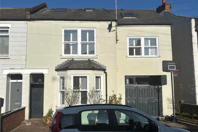 5 bedroom end of terrace house for sale